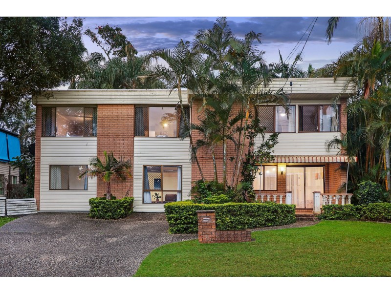 8 Lorrimore Street, Macgregor QLD 4109