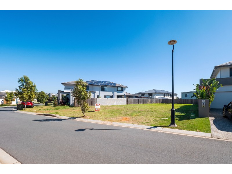 16 Zenith Street, Rochedale QLD 4123