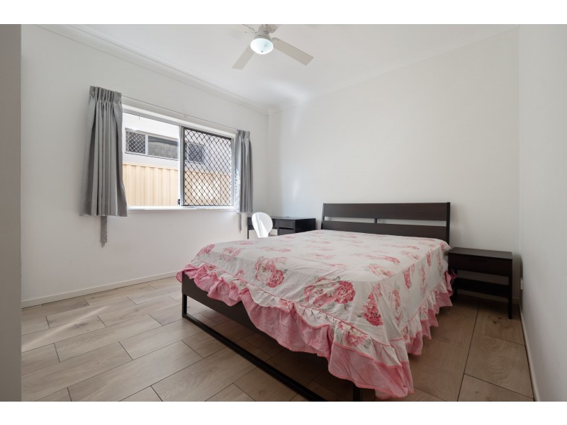 24 Hammersmith Street, Coopers Plains QLD 4108