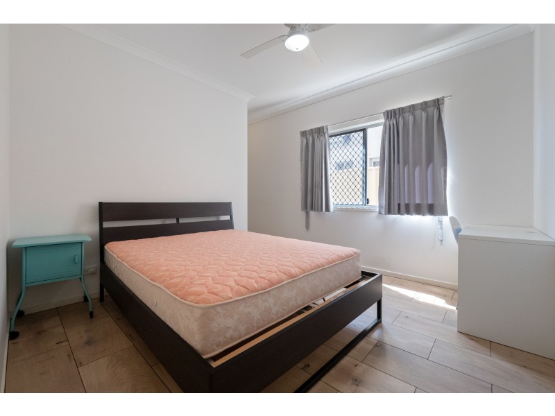 24 Hammersmith Street, Coopers Plains QLD 4108