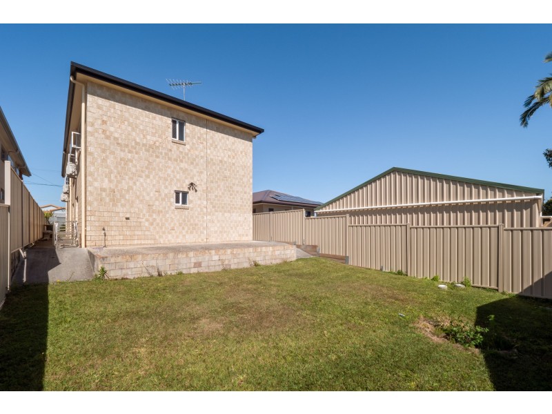 24 Hammersmith Street, Coopers Plains QLD 4108