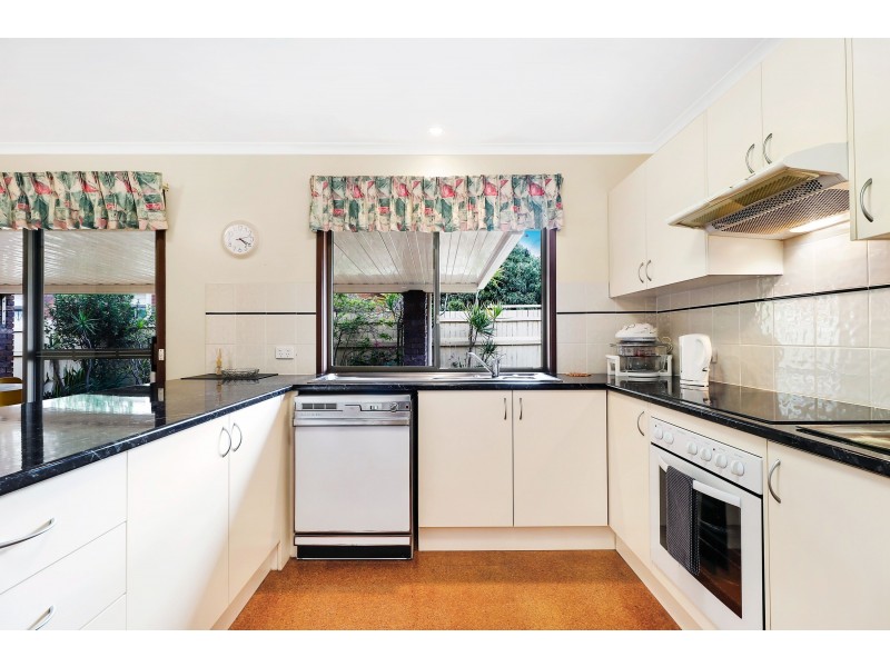 3 Icarus Street, Robertson QLD 4109