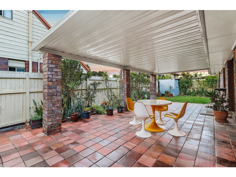 3 Icarus Street, Robertson QLD 4109