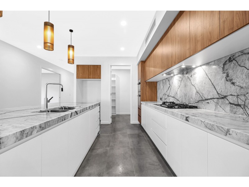 9 Joplin Street, Robertson QLD 4109