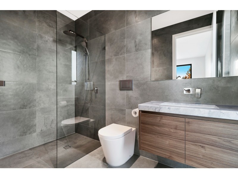 9 Joplin Street, Robertson QLD 4109