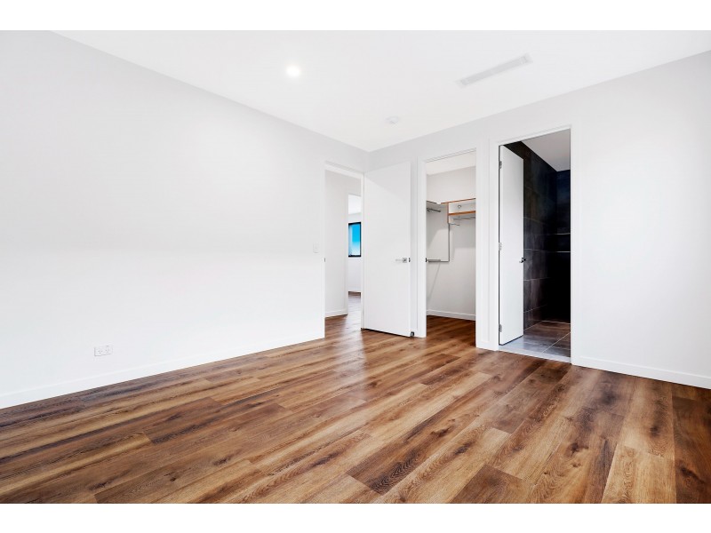 9 Joplin Street, Robertson QLD 4109