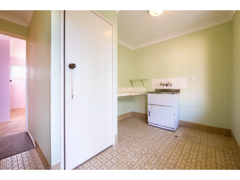 26 Kidd Street, Robertson QLD 4109