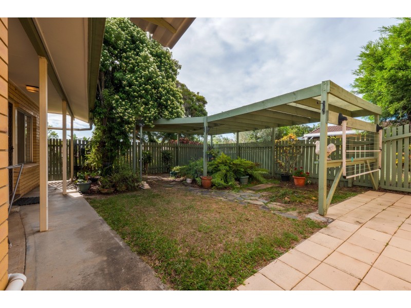 26 Kidd Street, Robertson QLD 4109