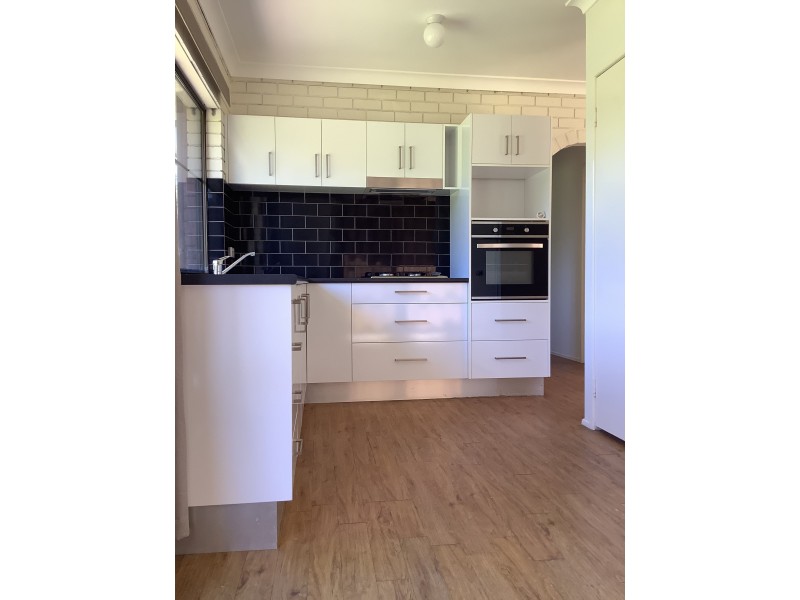 180 Moody Road, Boronia Heights QLD 4124
