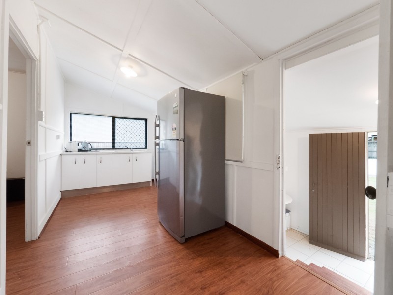 64 Beenleigh Road, Coopers Plains QLD 4108