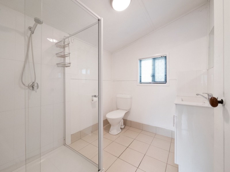 64 Beenleigh Road, Coopers Plains QLD 4108