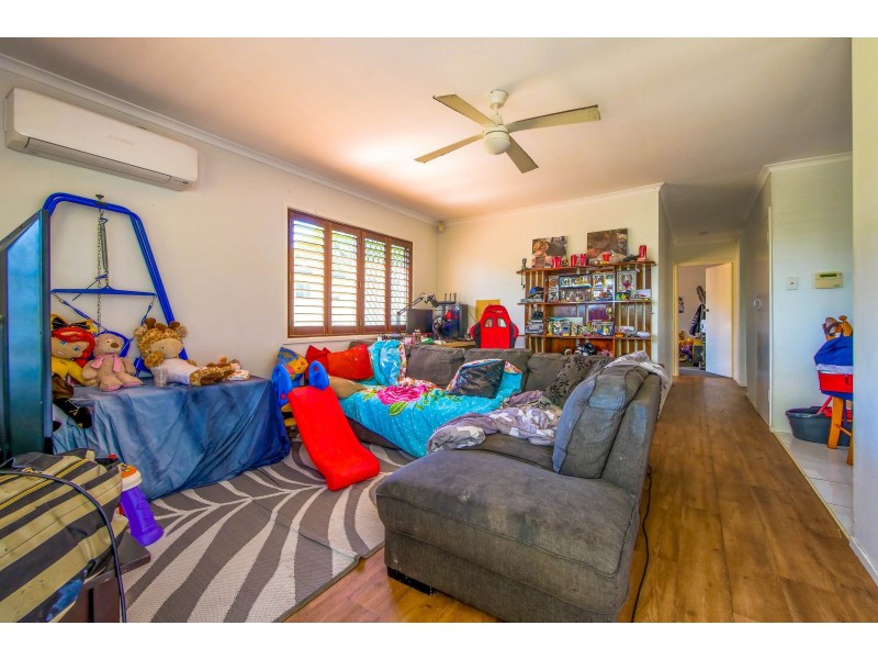 19 Shannon Street, Woodridge QLD 4114