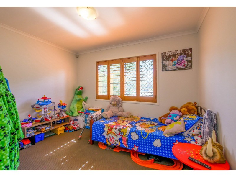 19 Shannon Street, Woodridge QLD 4114