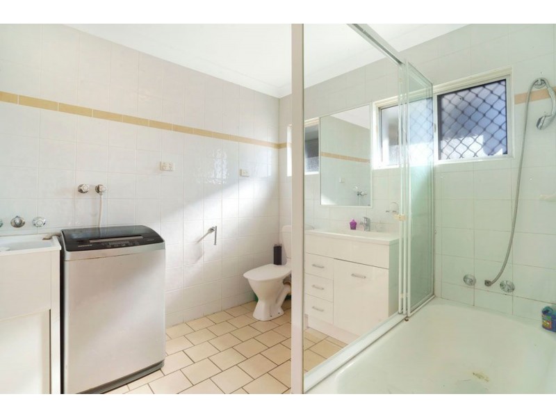 4-71 Ellen St, Logan Central QLD 4114