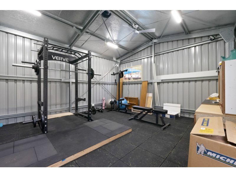 11 Tora Street, Macgregor QLD 4109