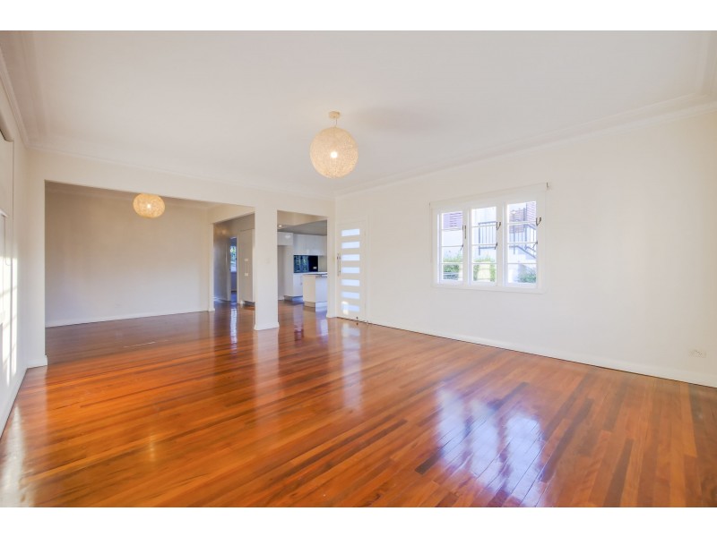 3 Collins Street, Clayfield QLD 4011