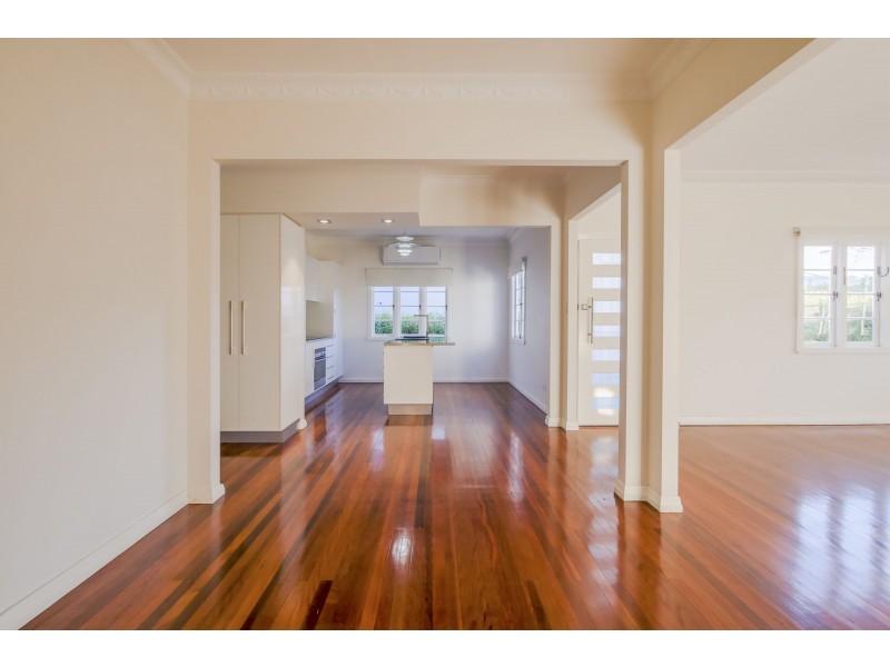 3 Collins Street, Clayfield QLD 4011