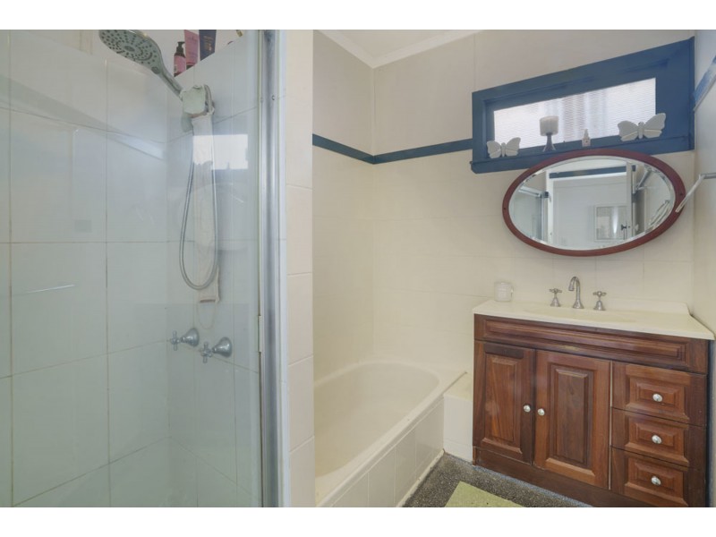 87 Erneton St, Newmarket QLD 4051