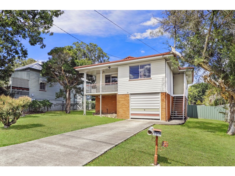 87 Brisbane Road, Bundamba QLD 4304
