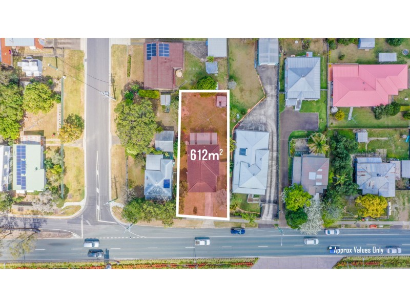 87 Brisbane Road, Bundamba QLD 4304