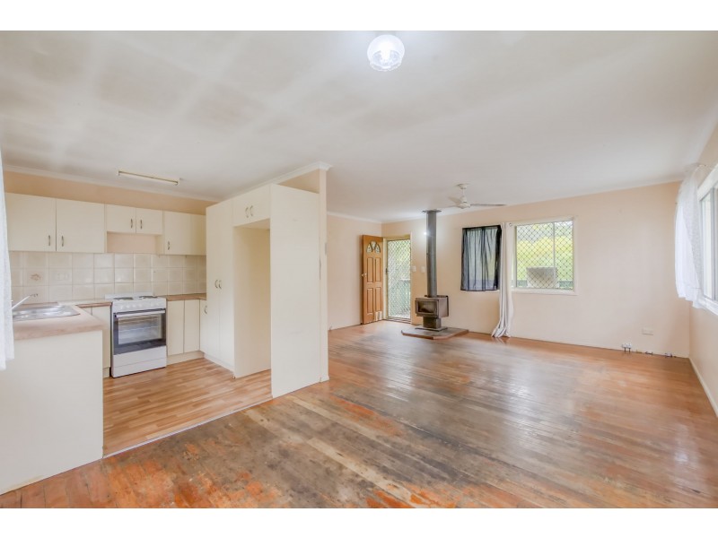 167 Jacaranda Ave, Kingston QLD 4114