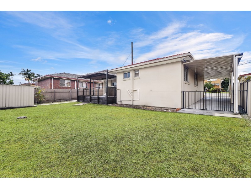 10 Kidd Street, Robertson QLD 4109