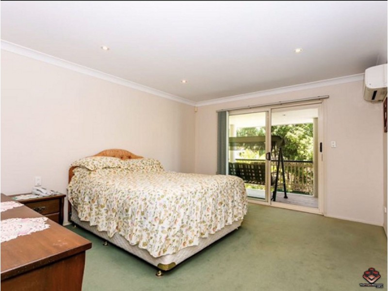 6 Gardner Rd, Mackenzie QLD 4156