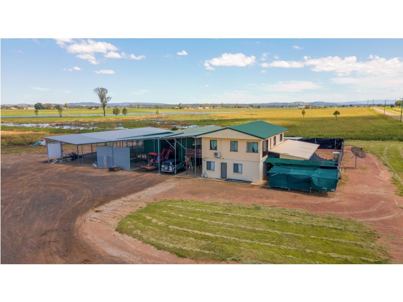 4 Waters Road, Kentville QLD 4341