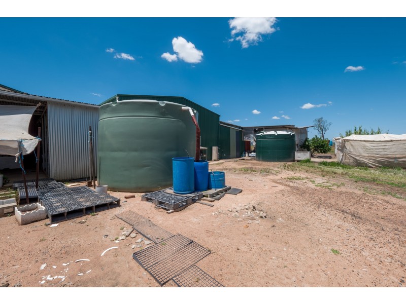 4 Waters Road, Kentville QLD 4341