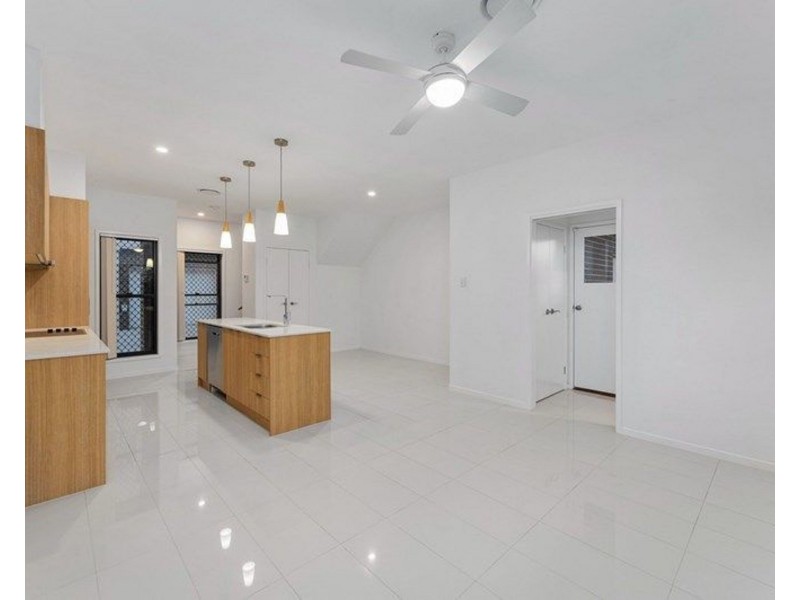 4/262 Padstow Road, Eight Mile Plains QLD 4113