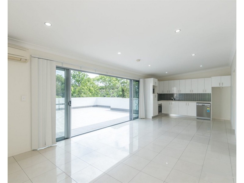 23/108 Nicholson Street, Greenslopes QLD 4120