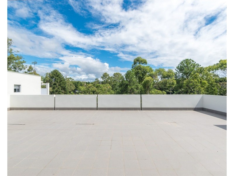 23/108 Nicholson Street, Greenslopes QLD 4120