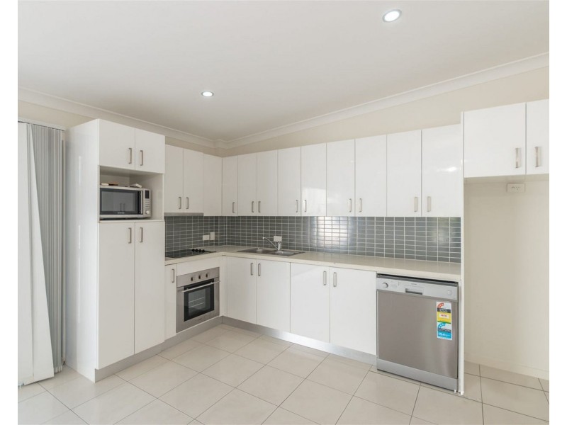 23/108 Nicholson Street, Greenslopes QLD 4120