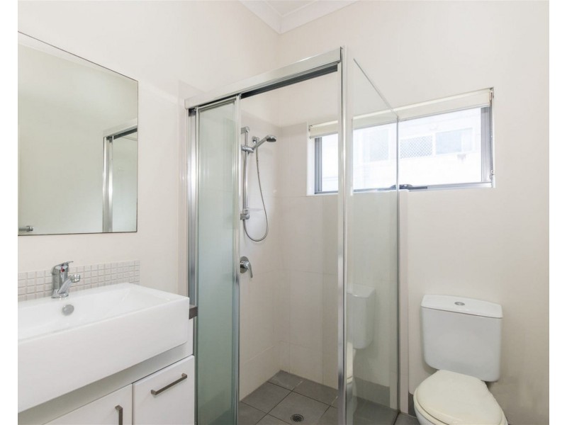 23/108 Nicholson Street, Greenslopes QLD 4120