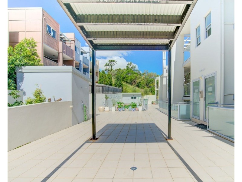 23/108 Nicholson Street, Greenslopes QLD 4120