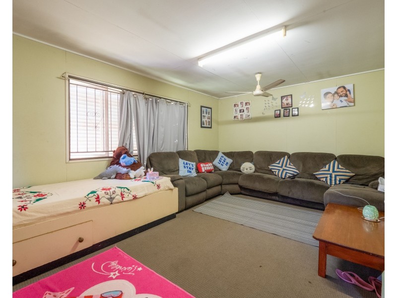 76 Ardargie Street, Sunnybank QLD 4109