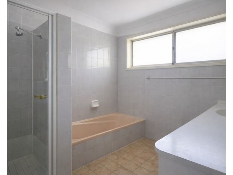 21 Fernshaw Street, Macgregor QLD 4109