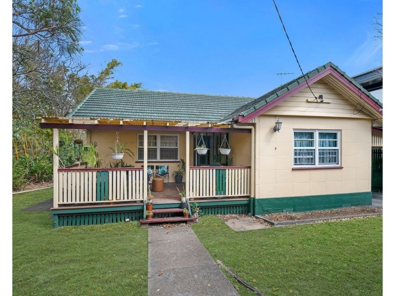 9 Deacon Street, Coopers Plains QLD 4108