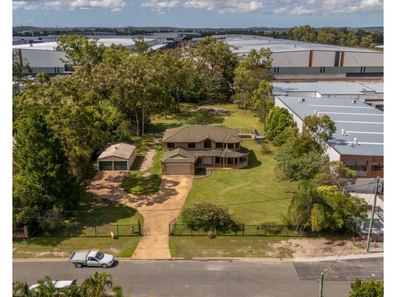 13 Belvedere Drive, Park Ridge QLD 4125