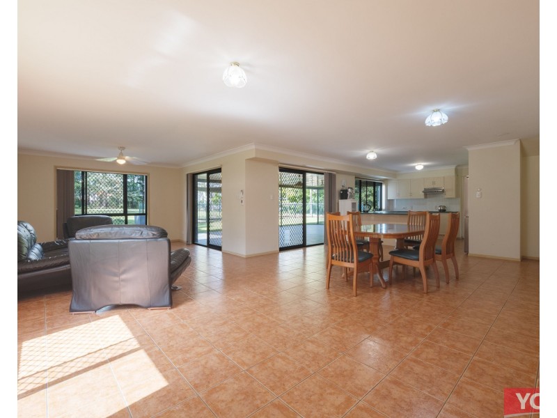 13 Belvedere Drive, Park Ridge QLD 4125