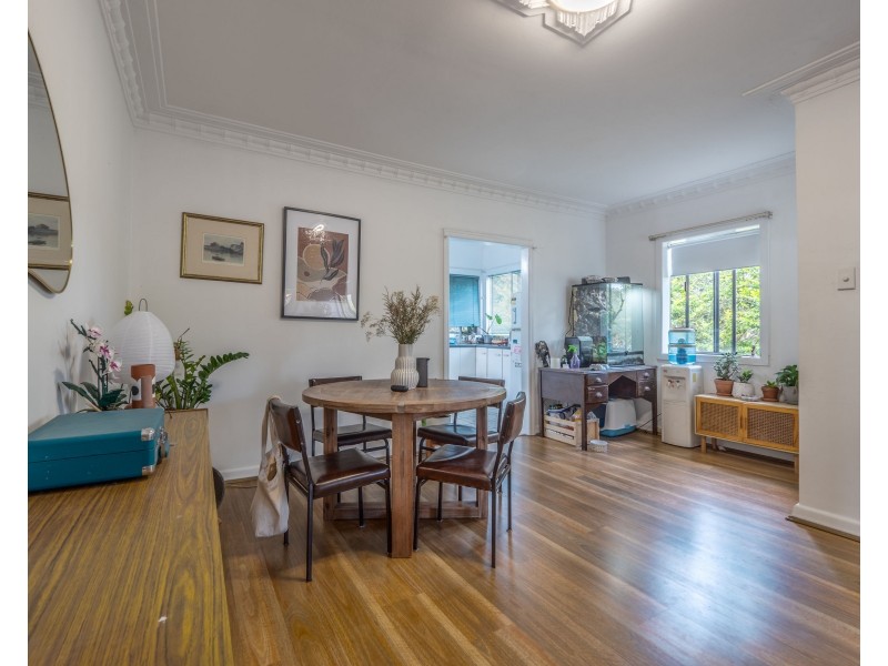 2 Canara Street, Coorparoo QLD 4151