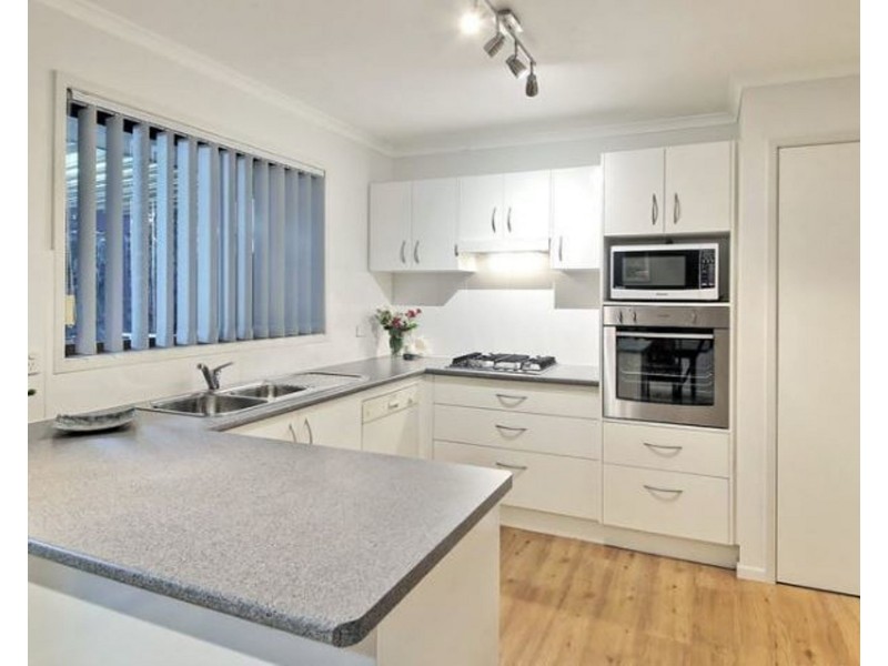 15 MADANA STREET, Sunnybank Hills QLD 4109