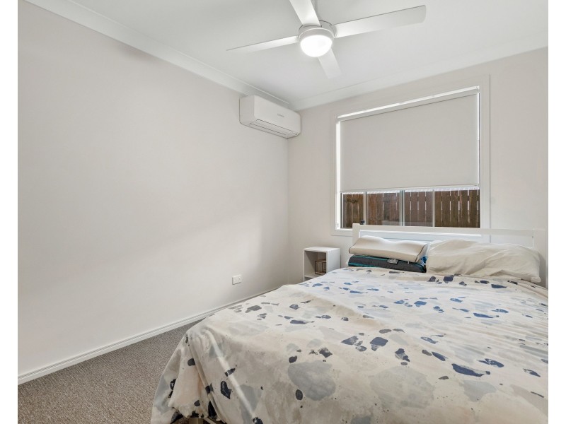 6 Barratta Street, Spring Mountain QLD 4124