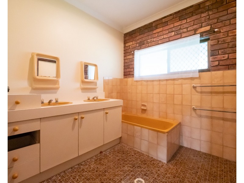 78 Granger Rd, Park Ridge South QLD 4125