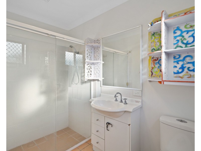 18 Calrossy Street, Boondall QLD 4034