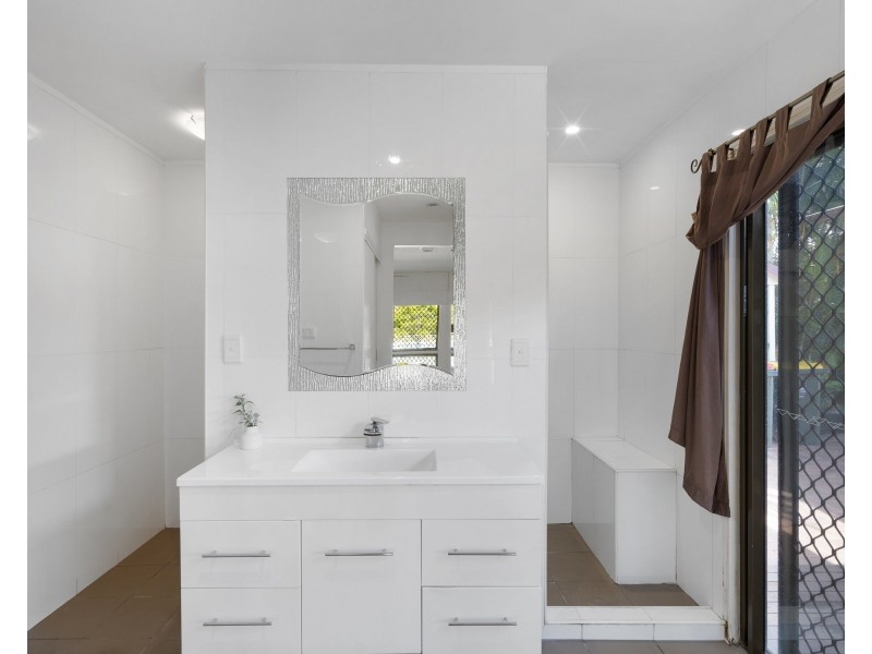 9 Halse Street, Sunnybank QLD 4109