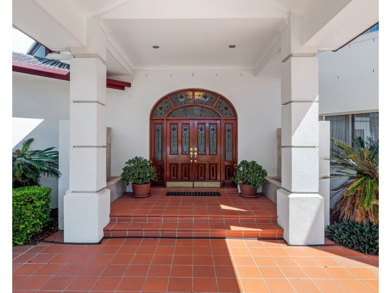 15 Capstan Place, Macgregor QLD 4109