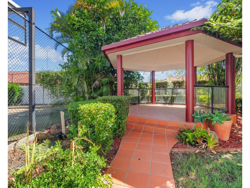 15 Capstan Place, Macgregor QLD 4109