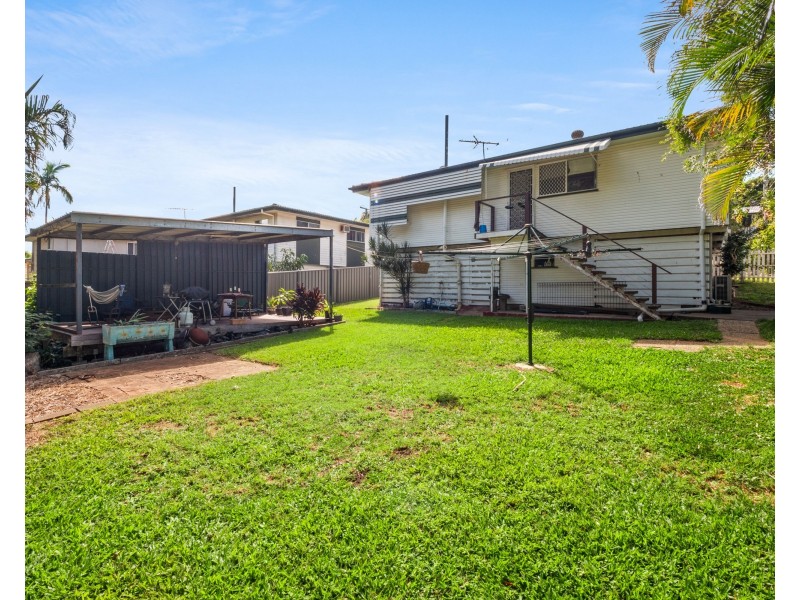 89 Pareena Crescent, Mansfield QLD 4122