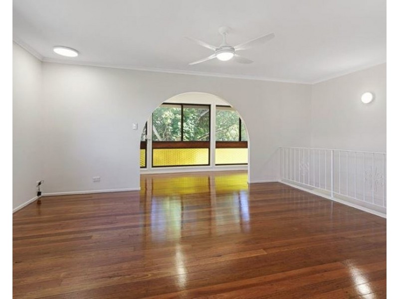 562 Newnham Road, Upper Mount Gravatt QLD 4122